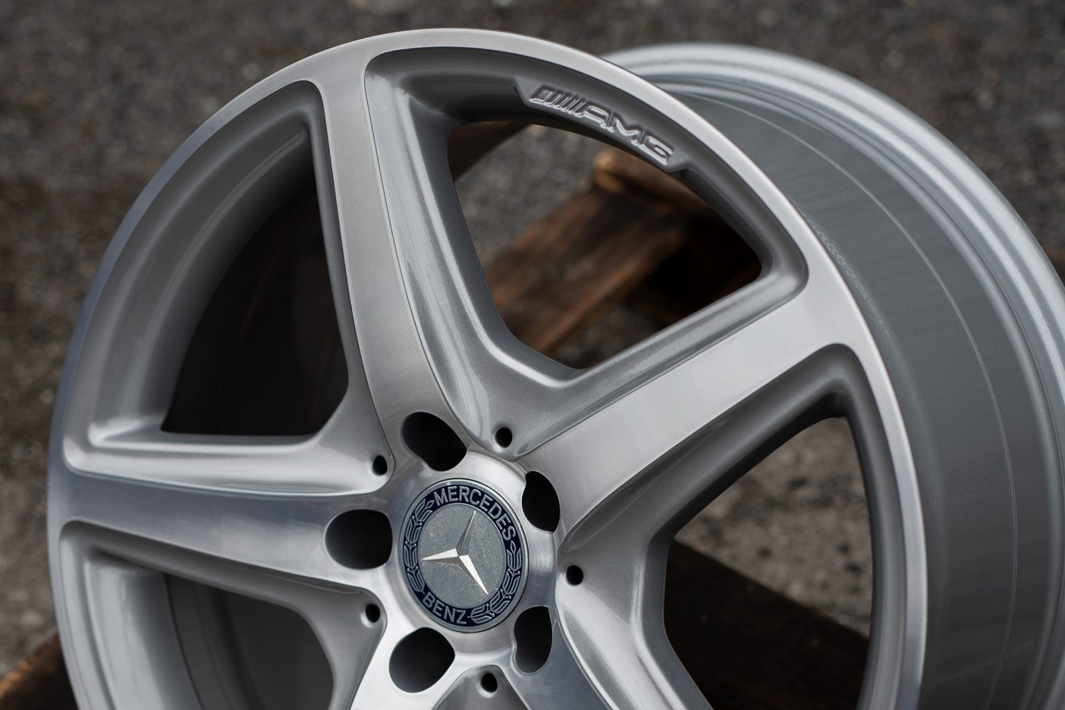 Mercedes machined wheel